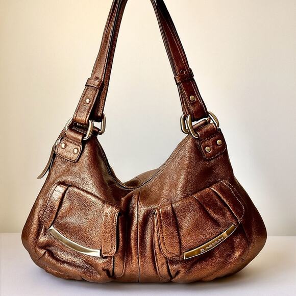 B Makowsky Large Bronze/Copper Metallic Leather Shoulder Handbag - Picture 1 of 9